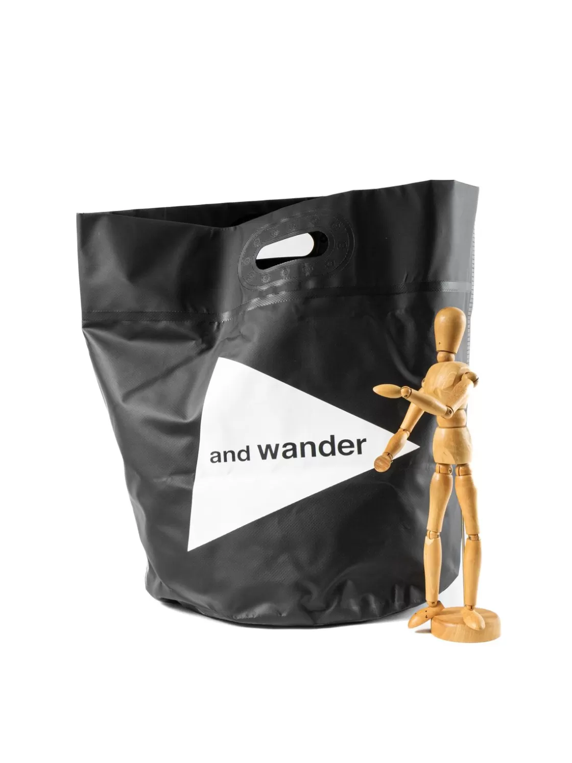 and wander STORAGE BUCKET 35L BLACK Sale